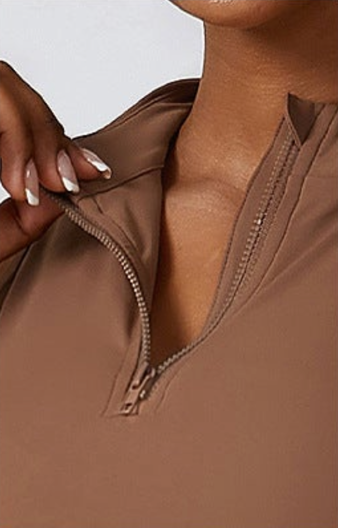 1/4 zipper sports crop vest