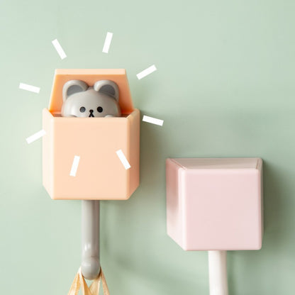 Retractable cat wall hook