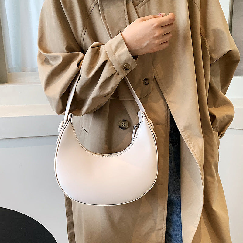 Simple shoulder bag